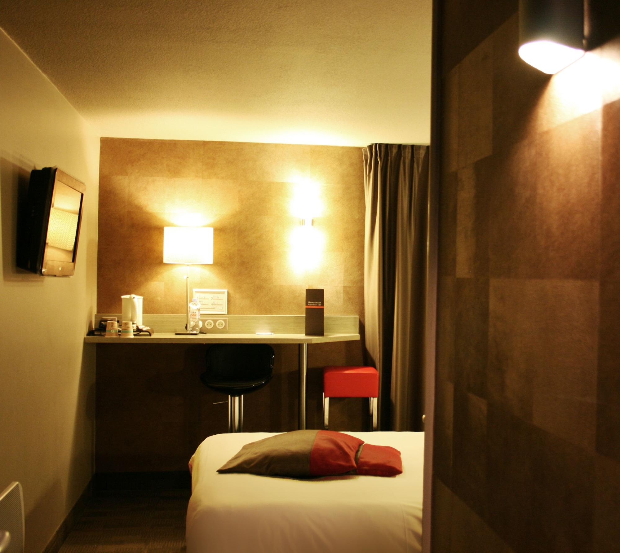 Best Western L'Atelier 117 Maubeuge Esterno foto