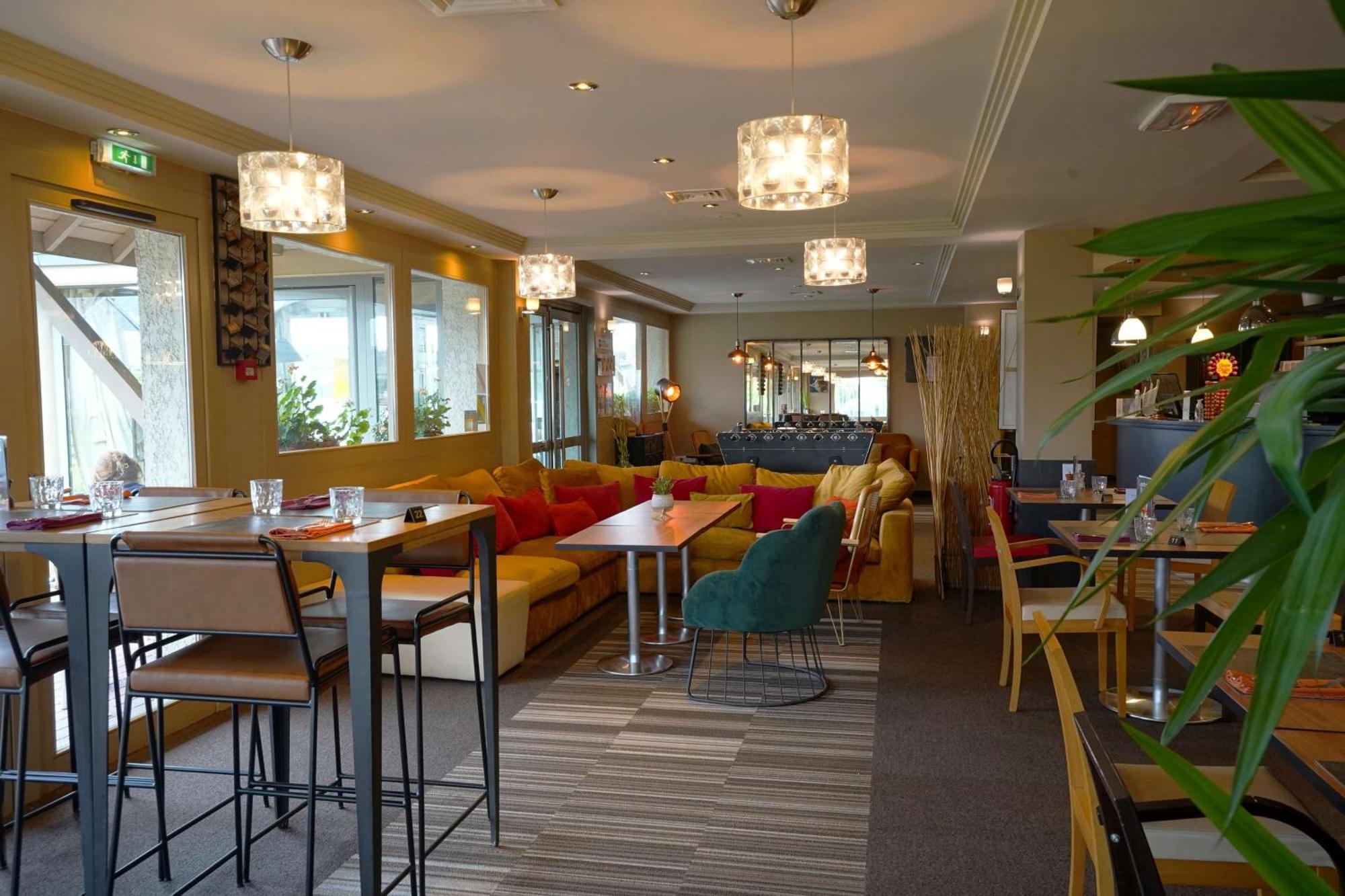 Best Western L'Atelier 117 Maubeuge Esterno foto