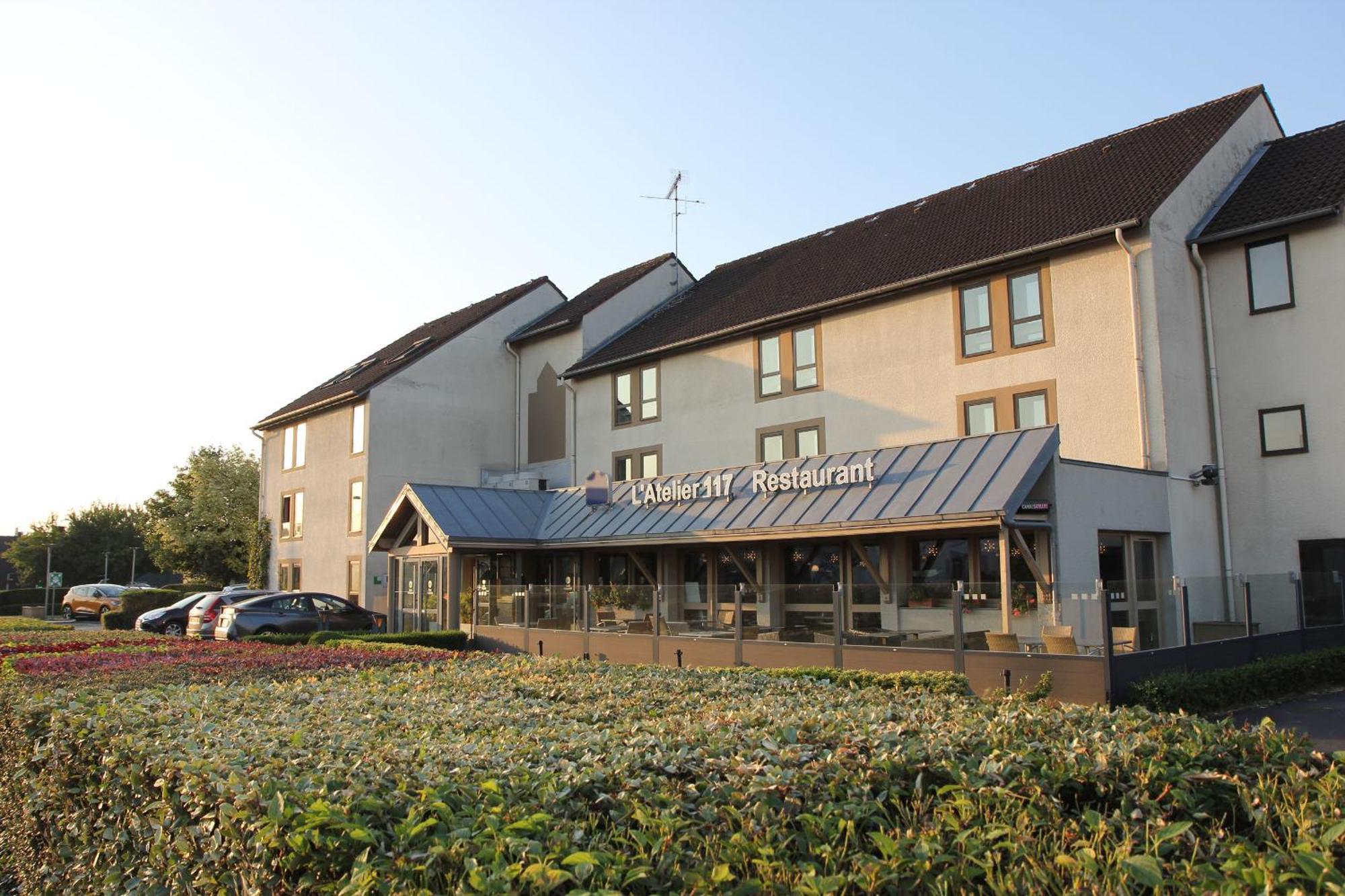 Best Western L'Atelier 117 Maubeuge Esterno foto