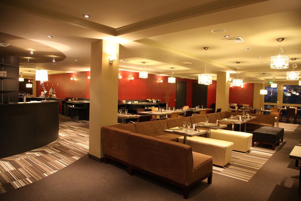 Best Western L'Atelier 117 Maubeuge Ristorante foto